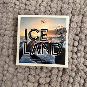 BH Cosmetics Eyeshadow Quad in Iceland
